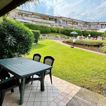 Lägenhet Casa Di Mara Desenzano del Garda